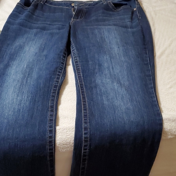 Maurices Denim - Maurices 16W Long jeans, faded, straight legs